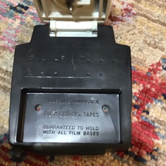 Quick Splice, vintage, film reel, splicing kit, and five packs of splicing tape - Picture 2 of 2